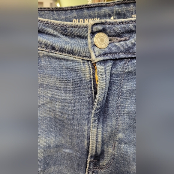 Old Navy High Rise Wow Straight Jeans Size 4 Petite - Picture 3 of 7